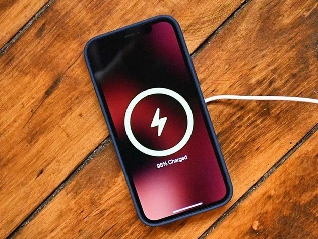 眉县苹果手机维修分享iPhone 12可以随便充电吗 